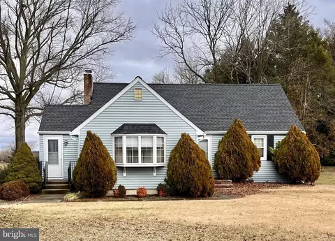 118 Newbolds Corner Rd, Southampton, NJ 08088