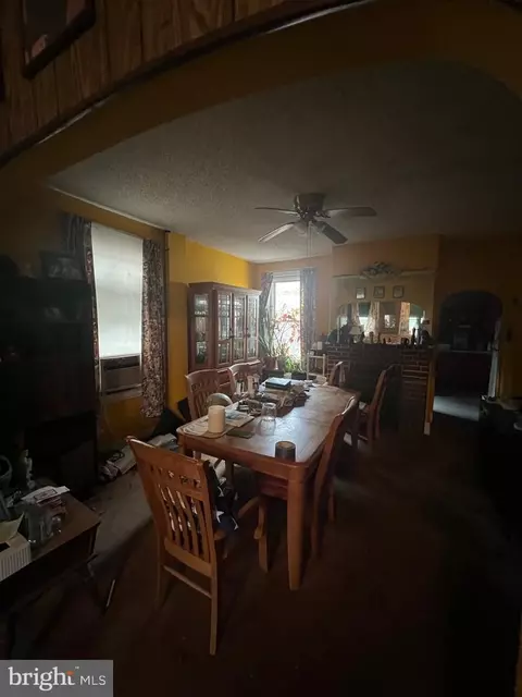 122 Pine St, Beverly, NJ 08010 photo 4