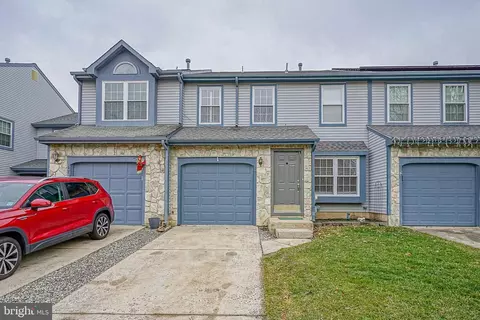 19 Hollowell Way, Mount Laurel, NJ 08054