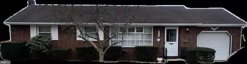 440 E 3rd St, Florence, NJ 08518