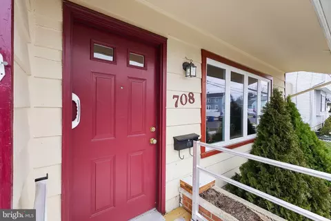 708 Bem St, Riverside, NJ 08075 photo 4