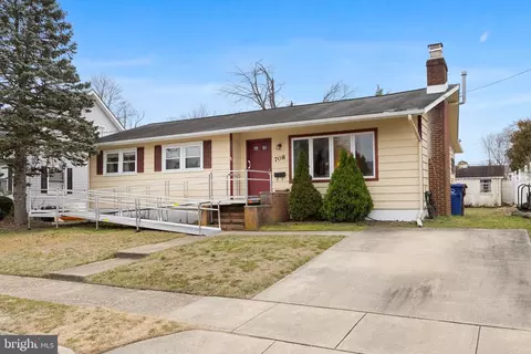 708 Bem St, Riverside, NJ 08075 photo 3