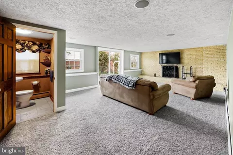 Living - 101 Devon Rd, Cinnaminson, NJ 08077 photo 2 of 3