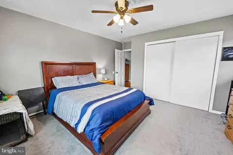Bedroom - 101 Devon Rd, Cinnaminson, NJ 08077 photo 2 of 2