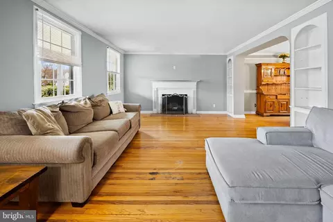 Living - 101 Devon Rd, Cinnaminson, NJ 08077 photo 1 of 3