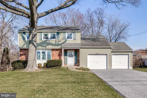 2508 Church Rd, Cinnaminson, NJ 08077