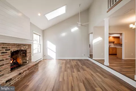 3 Winfield Ct, Medford, NJ 08055