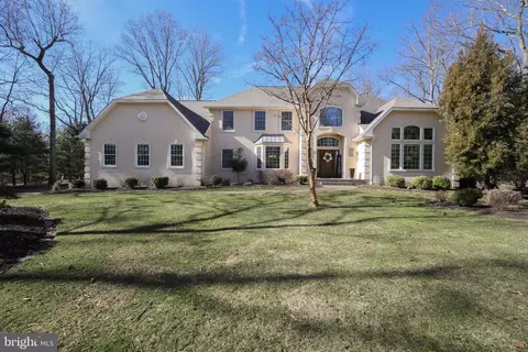 5 Pepperbush Ct, Medford, NJ 08055
