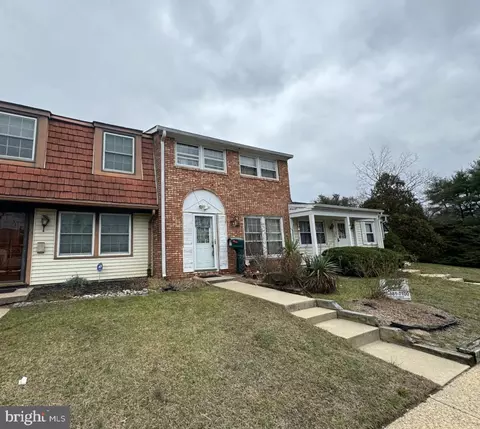 27 Radcliff Pl, Willingboro, NJ 08046