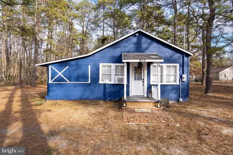 902 Lupin St, Browns Mills, NJ 08015