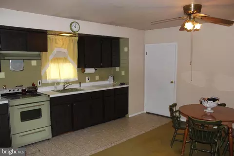 635 Union Ave, Delanco, NJ 08075 photo 4