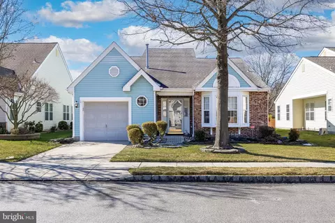 116 Indigo Dr, Mount Laurel, NJ 08054