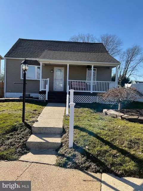 22 Thorntown Ln, Bordentown, NJ 08505