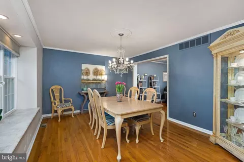 Dining - 19 North Dr, Tabernacle, NJ 08088 photo 1 of 4