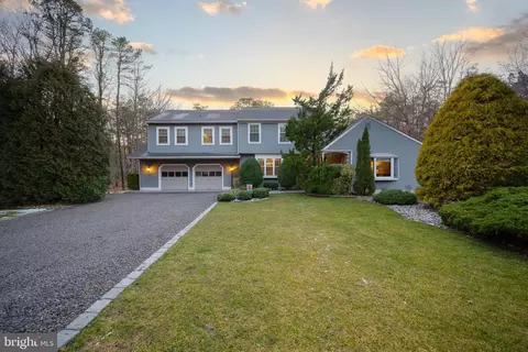 19 North Dr, Tabernacle, NJ 08088
