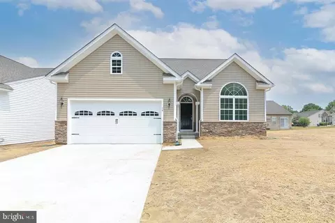 41 Hearthstone Blvd, Pemberton, NJ 08068