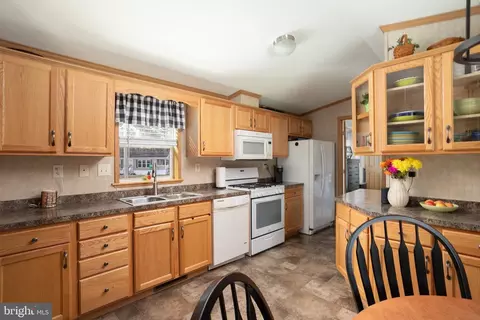 40 Magnolia Ln, Tabernacle, NJ 08088 photo 15