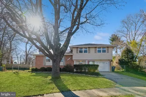 151 Pebblebrook Ln, Mount Laurel, NJ 08054