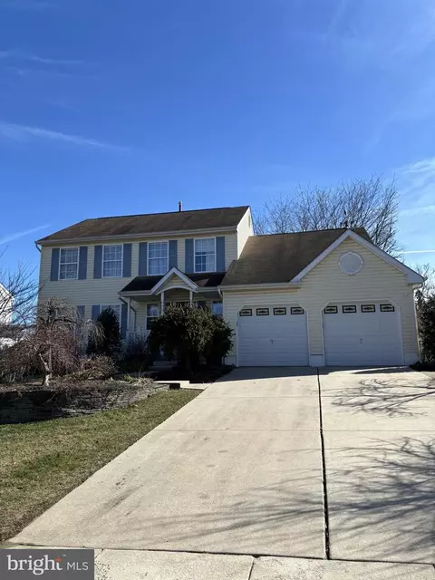 44 Chaucer Ln, Medford, NJ 08055