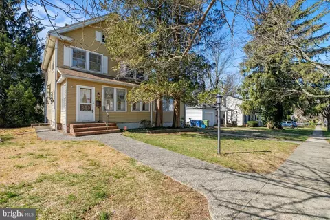 925 Columbia Ave, Palmyra, NJ 08065