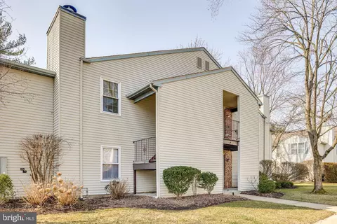 80 Center Ln #80B, Mount Laurel, NJ 08054