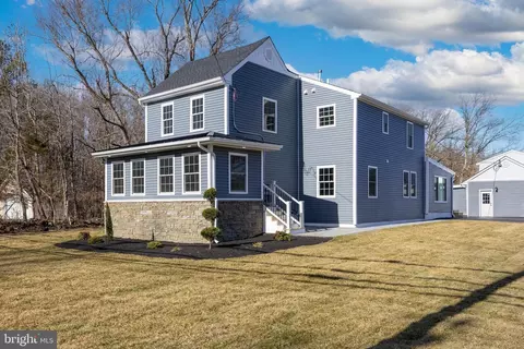 861 Rancocas Rd, Mount Holly, NJ 08060