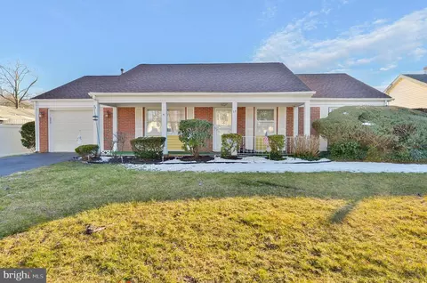 55 Elmwood Ln, Willingboro, NJ 08046