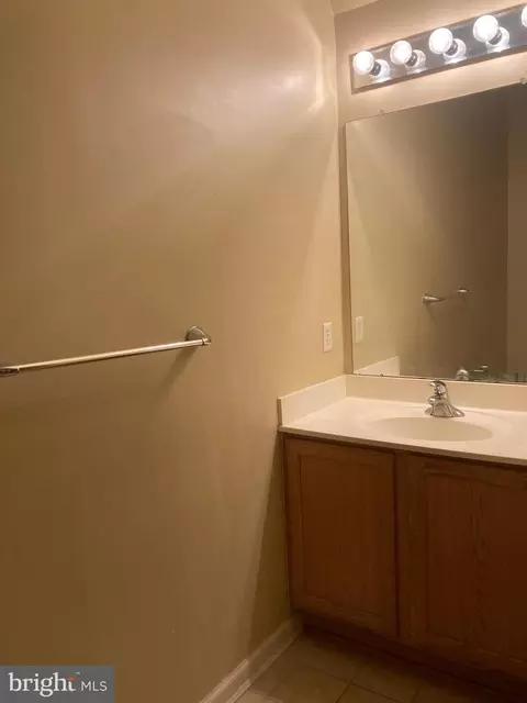 Bath - 9 Turtle Ct, Delanco, NJ 08075 photo 1 of 2