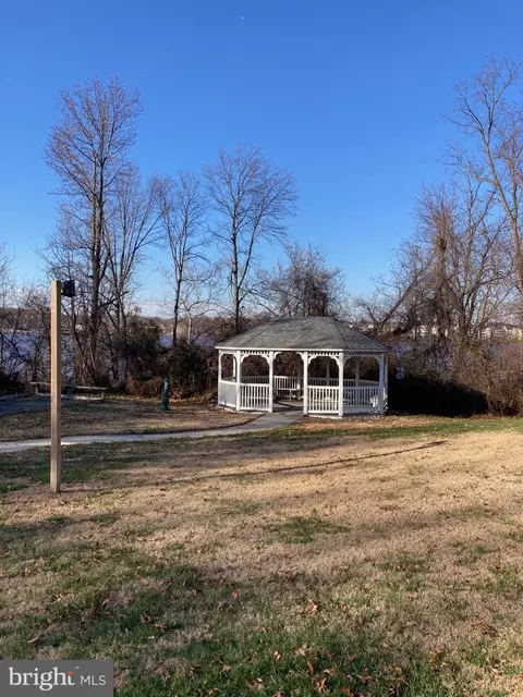 Exterior - 9 Turtle Ct, Delanco, NJ 08075 photo 3 of 4