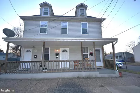 203 Broad St, Beverly, NJ 08010