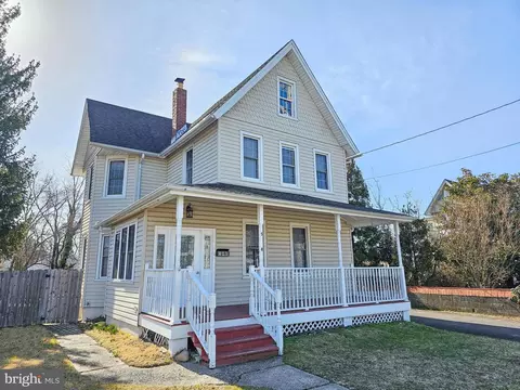 548 S Fairview St, Riverside, NJ 08075