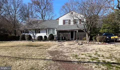 513 Fountain Ave, Burlington, NJ 08016