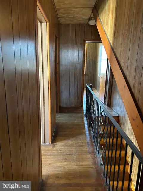 Entry Way - 20 E Washington St, Riverside, NJ 08075 photo 3 of 3
