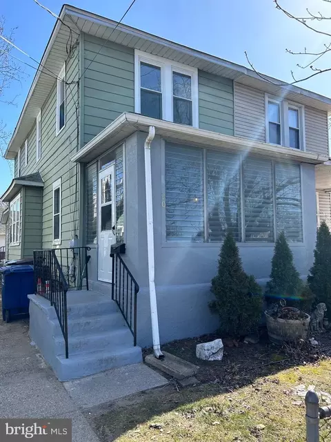 20 E Washington St, Riverside, NJ 08075