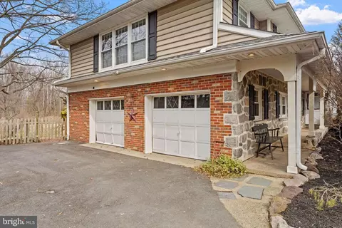 Exterior - 413 Wayne Dr, Cinnaminson, NJ 08077 photo 4 of 12