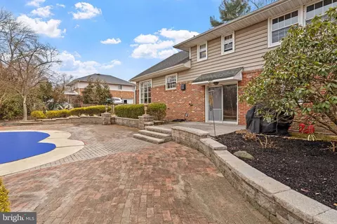 Exterior - 413 Wayne Dr, Cinnaminson, NJ 08077 photo 7 of 12