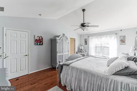 Bedroom - 45 Heron Pointe Ct, Marlton, NJ 08053 photo 4 of 6