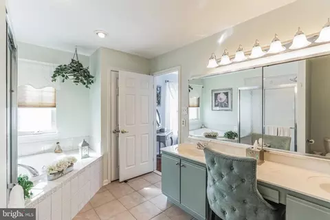 Bath - 45 Heron Pointe Ct, Marlton, NJ 08053 photo 3 of 7