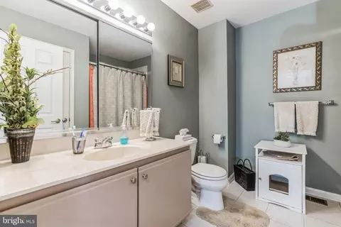 Bath - 45 Heron Pointe Ct, Marlton, NJ 08053 photo 2 of 7