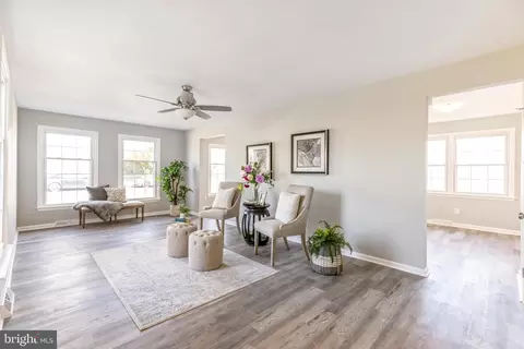 Living - 370 S Maple Ave, Maple Shade, NJ 08052 photo 4 of 7
