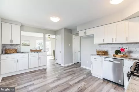 Kitchen - 370 S Maple Ave, Maple Shade, NJ 08052 photo 2 of 5