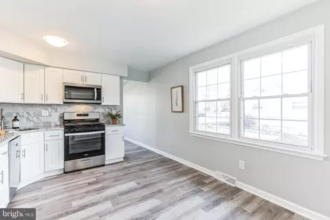 Kitchen - 370 S Maple Ave, Maple Shade, NJ 08052 photo 3 of 5
