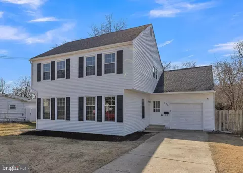 370 S Maple Ave, Maple Shade, NJ 08052