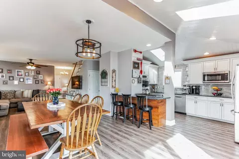 500 Walnut St, Delanco, NJ 08075