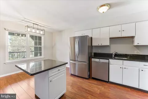 Kitchen - 32 Summit Ct, Marlton, NJ 08053 photo 1 of 4