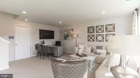 478 Monte Farm Rd, Mount Laurel, NJ 08054