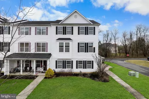 38 Mountie Ln, Chesterfield, NJ 08515