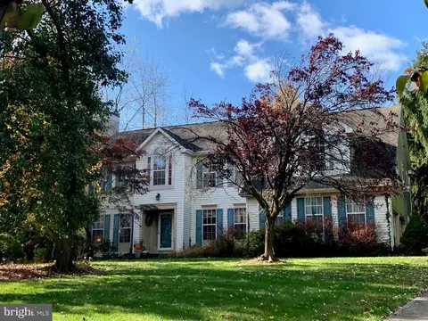 422 Pimlico Way, Mount Laurel, NJ 08054