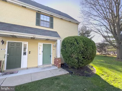 414 Willow Turn Turn # A, Mount Laurel, NJ 08054