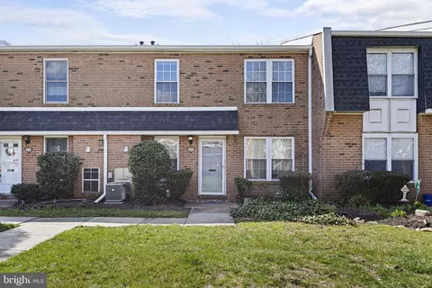 3021 Harbour Dr, Palmyra, NJ 08065